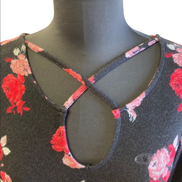 Maurices Soft Floral Sweater - Picture 3 of 6